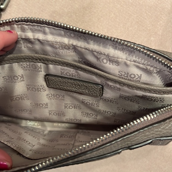 Michael Kors Purse - Picture 2 of 4